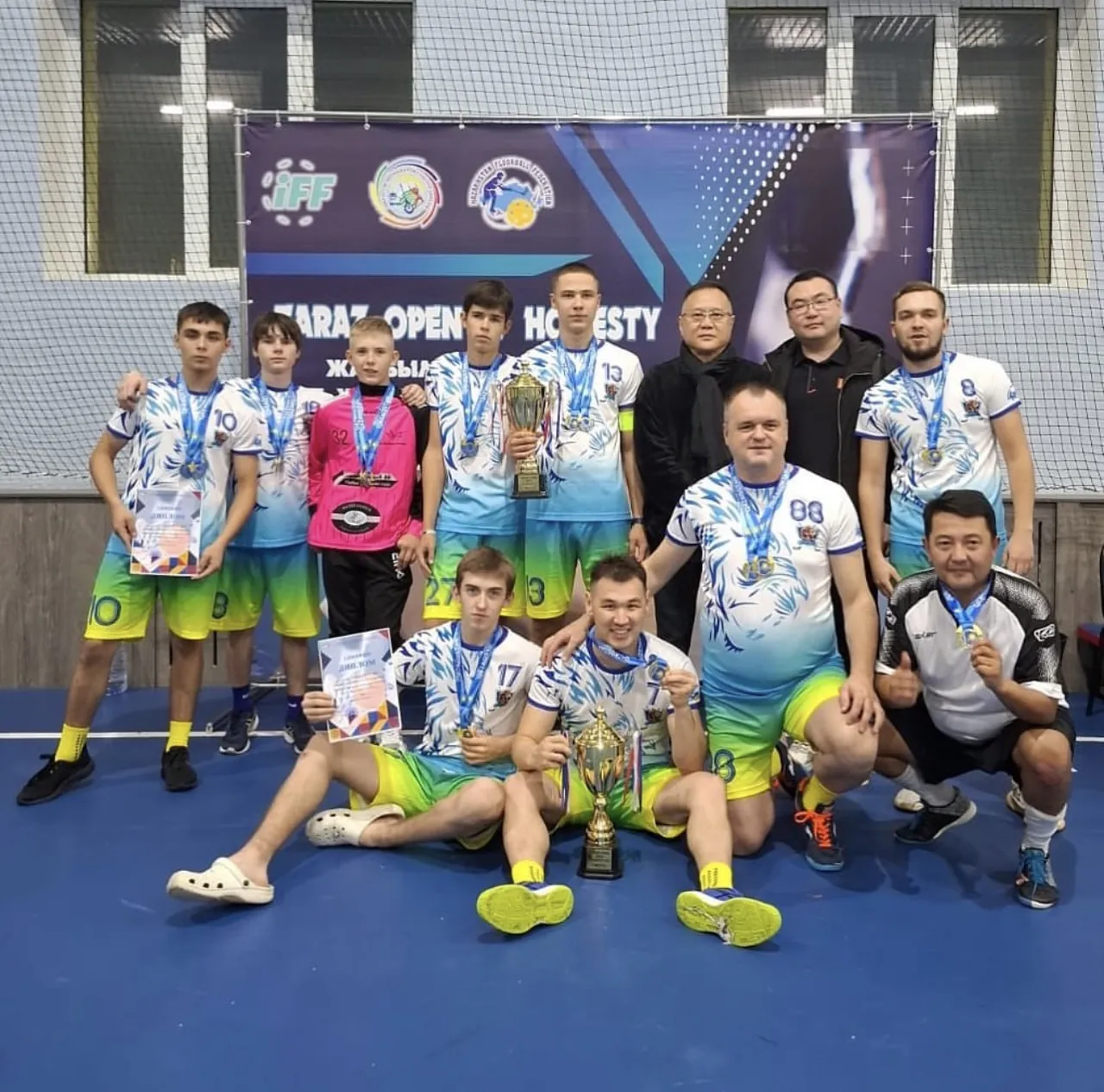 Тараз 2024 золото U18 и взрослая команда